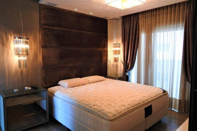 Apartamento com 5 Quartos para Alugar, 237 m² em Centro - Balneário Camboriú