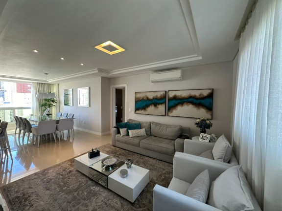 Imagem Apartamento com 3 Quartos à Venda, 122 m² em Centro - Balneário Camboriú