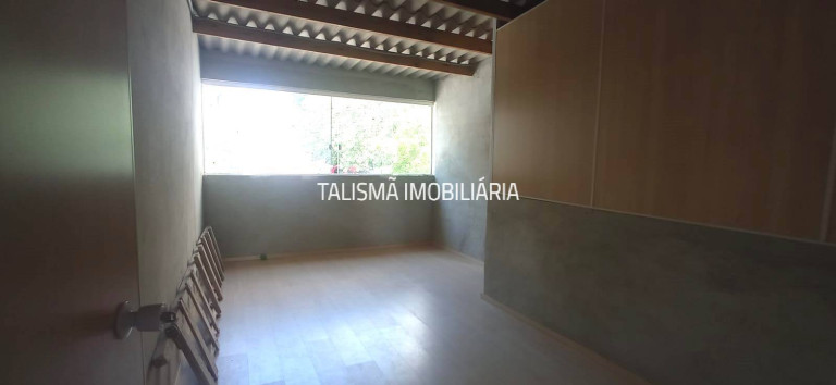 Casa com 1 Quarto para Alugar, 50 m² em Vila Indiana - Taboão Da Serra