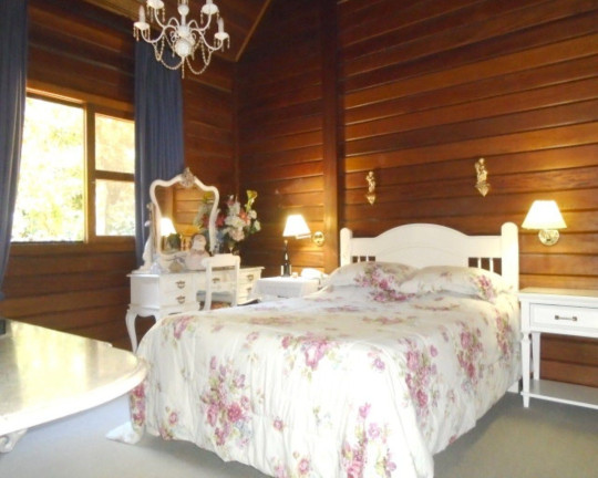 Imagem Casa com 4 Quartos à Venda, 282 m² em Carlos Guinle - Teresópolis Imagem Casa com 4 Quartos à Venda, 282 m² em Carlos Guinle - Teresópolis