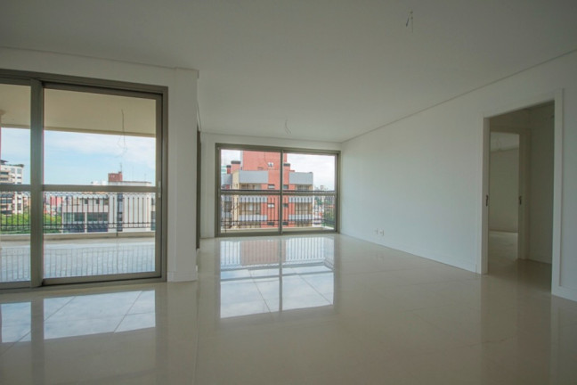 Imagem Cobertura com 3 Quartos à Venda, 176 m² em Três Figueiras - Porto Alegre Imagem Cobertura com 3 Quartos à Venda, 176 m² em Três Figueiras - Porto Alegre