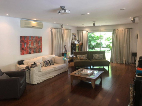 Imagem Casa com 6 Quartos à Venda, 450 m² em Alphaville - Santana De Parnaíba Imagem Casa com 6 Quartos à Venda, 450 m² em Alphaville - Santana De Parnaíba