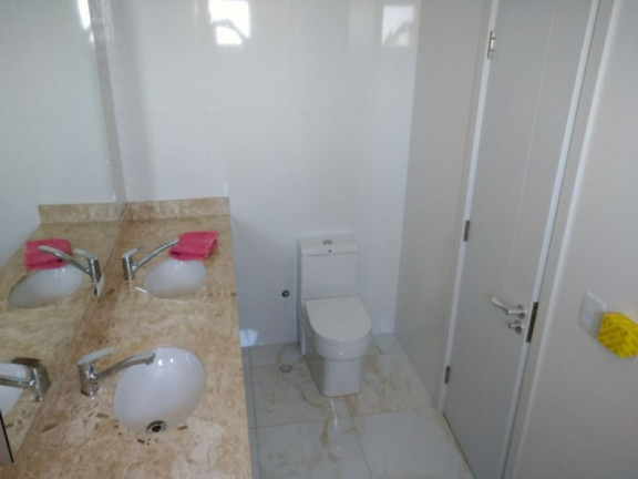 Imagem Apartamento com 3 Quartos à Venda, 131 m² em Passo Da Areia - Porto Alegre
