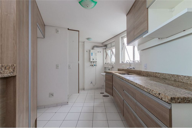 Imagem Apartamento com 3 Quartos à Venda, 90 m² em Azenha - Porto Alegre Imagem Apartamento com 3 Quartos à Venda, 90 m² em Azenha - Porto Alegre