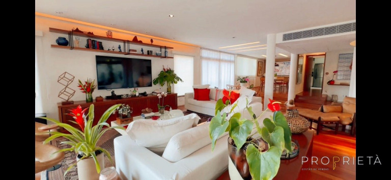 Casa com 4 Quartos à Venda, 600 m² em Leblon - Rio De Janeiro