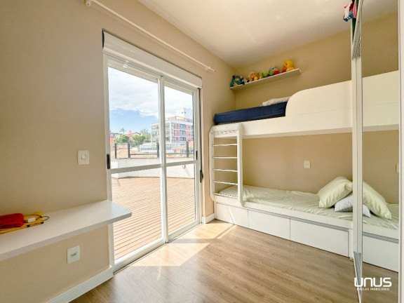 Imagem Cobertura com 3 Quartos à Venda, 268 m² em Coqueiros - Florianópolis