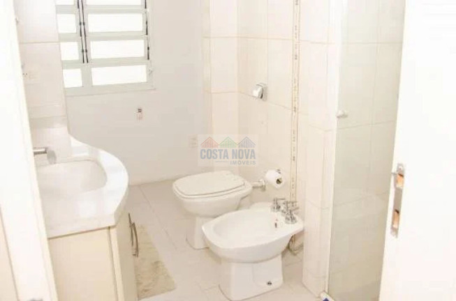 Imagem Apartamento com 4 Quartos à Venda, 208 m²
