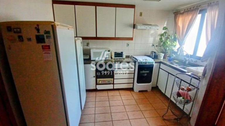 Imagem Apartamento com 4 Quartos à Venda, 236 m² em Centro - Pelotas Imagem Apartamento com 4 Quartos à Venda, 236 m² em Centro - Pelotas