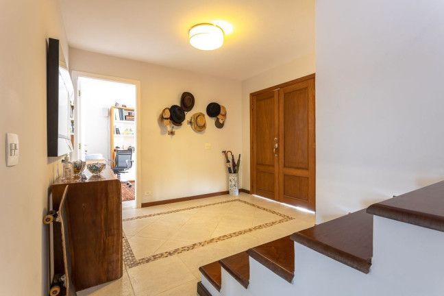Imagem Casa com 4 Quartos à Venda, em Jardim Leonor - São Paulo Imagem Casa com 4 Quartos à Venda, em Jardim Leonor - São Paulo