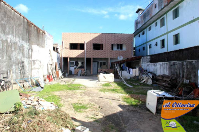 Imagem Casa com 10 Quartos à Venda, 210 m² em Silop - Ubatuba Imagem Casa com 10 Quartos à Venda, 210 m² em Silop - Ubatuba