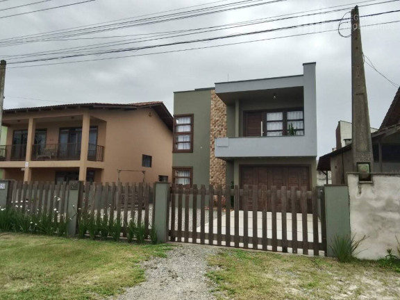 Imagem Casa com 2 Quartos à Venda, 330 m² em Salinas - Balneário Barra Do Sul Imagem Casa com 2 Quartos à Venda, 330 m² em Salinas - Balneário Barra Do Sul