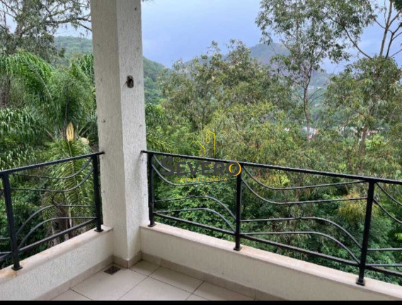 Imagem Casa com 4 Quartos à Venda, 390 m² em Maceió - Niterói Imagem Casa com 4 Quartos à Venda, 390 m² em Maceió - Niterói