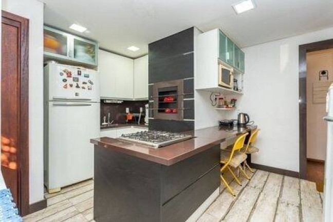 Imagem Apartamento com 3 Quartos à Venda, 99 m² em Rio Branco - Porto Alegre Imagem Apartamento com 3 Quartos à Venda, 99 m² em Rio Branco - Porto Alegre
