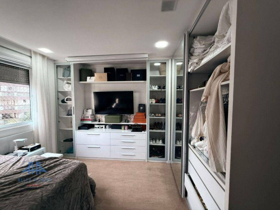 Imagem Apartamento com 4 Quartos à Venda, 131 m² em Centro - Florianópolis Imagem Apartamento com 4 Quartos à Venda, 131 m² em Centro - Florianópolis