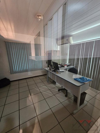 Imagem Galpão à Venda, 1.121 m² em Bom Retiro - Joinville