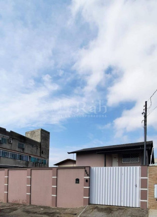 Casa com 4 Quartos à Venda, 135 m² em Centro - Balneário Camboriú