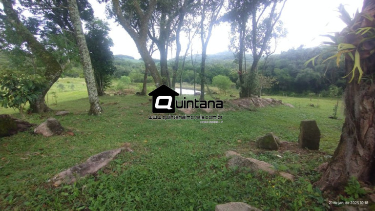 Imagem Imóvel com 4 Quartos à Venda, 380.000 m² em Cascata - Pelotas Imagem Imóvel com 4 Quartos à Venda, 380.000 m² em Cascata - Pelotas