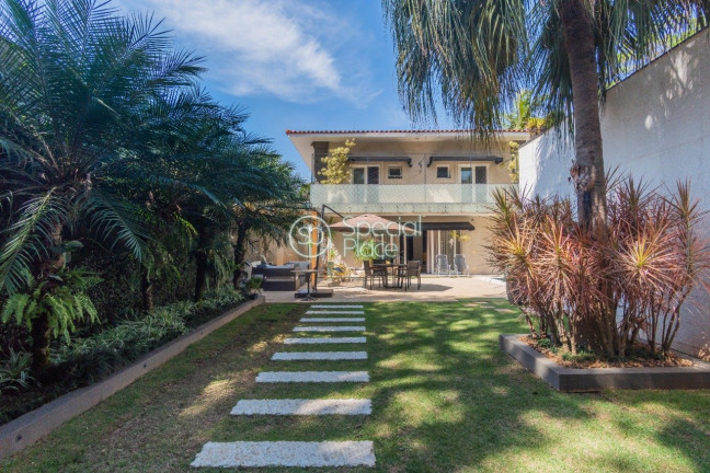 Imagem Casa com 4 Quartos à Venda, 606 m² em Pacaembu - São Paulo Imagem Casa com 4 Quartos à Venda, 606 m² em Pacaembu - São Paulo