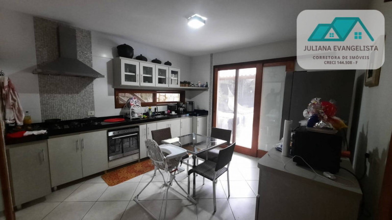 Imagem Casa com 4 Quartos à Venda, 750 m² em Park Imperial - Caraguatatuba
