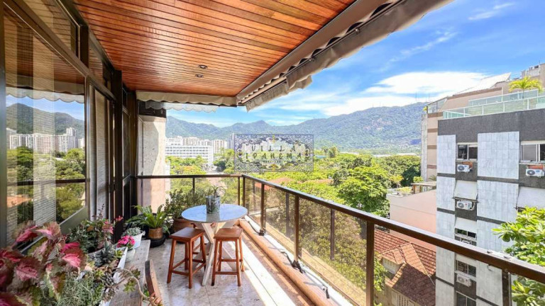 Imagem Cobertura com 5 Quartos à Venda, 278 m² em Ipanema - Rio De Janeiro Imagem Cobertura com 5 Quartos à Venda, 278 m² em Ipanema - Rio De Janeiro