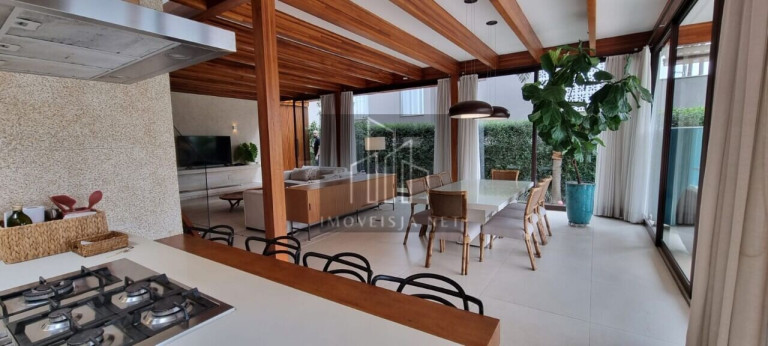 Imagem Casa com 4 Quartos à Venda, 340 m² em Tamboré - Santana De Parnaíba Imagem Casa com 4 Quartos à Venda, 340 m² em Tamboré - Santana De Parnaíba