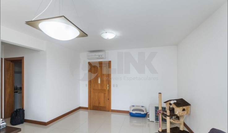 Imagem Apartamento com 3 Quartos à Venda, 93 m² em Petrópolis - Porto Alegre Imagem Apartamento com 3 Quartos à Venda, 93 m² em Petrópolis - Porto Alegre