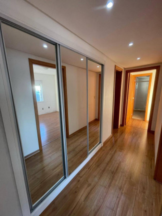 Imagem Apartamento à Venda, 132 m² em Passo Da Areia - Porto Alegre Imagem Apartamento à Venda, 132 m² em Passo Da Areia - Porto Alegre