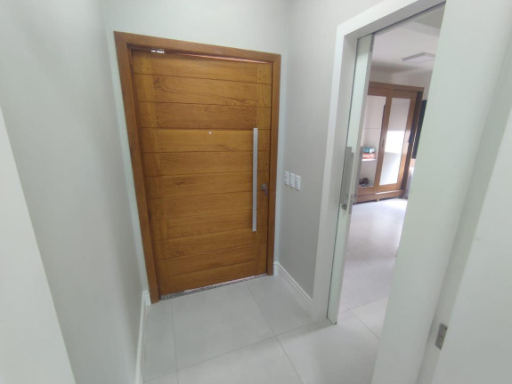 Imagem Casa com 3 Quartos à Venda, 160 m² em Pedra Branca - Palhoça Imagem Casa com 3 Quartos à Venda, 160 m² em Pedra Branca - Palhoça