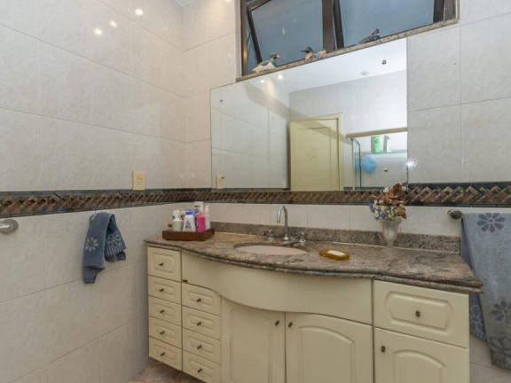 Imagem Apartamento com 3 Quartos à Venda,  em Copacabana - Rio De Janeiro