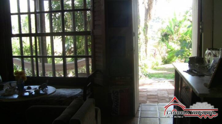Imagem Casa com 3 Quartos à Venda, 1.127 m² em Centro - Santa Branca Imagem Casa com 3 Quartos à Venda, 1.127 m² em Centro - Santa Branca