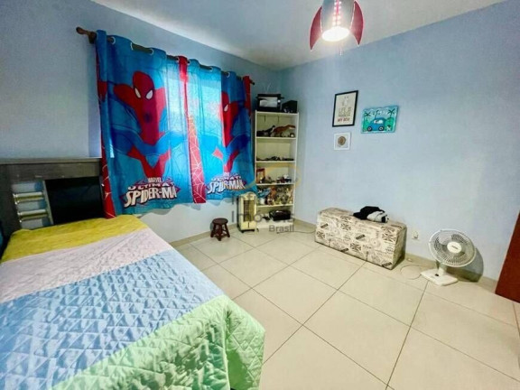 Imagem Casa com 4 Quartos à Venda, 210 m² em Santa Terezinha - Belo Horizonte