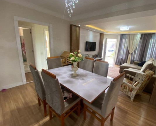 Casa com 2 Quartos à Venda, 300 m² em Santa Regina - Camboriú