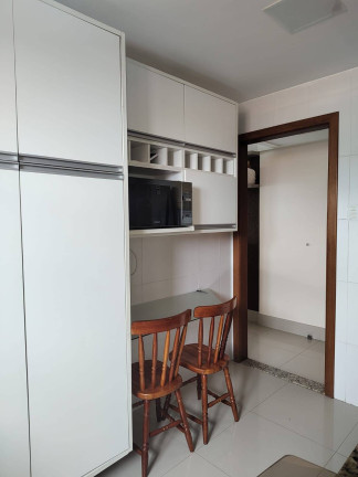 Imagem Apartamento com 3 Quartos à Venda, 82 m² em Buraquinho - Lauro De Freitas