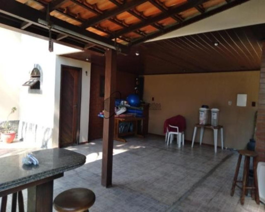 Imagem Casa com 4 Quartos à Venda, 403 m² em Badu - Niterói Imagem Casa com 4 Quartos à Venda, 403 m² em Badu - Niterói