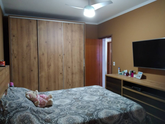Imagem Sobrado com 7 Quartos à Venda, em Eldorado - Diadema Imagem Sobrado com 7 Quartos à Venda, em Eldorado - Diadema
