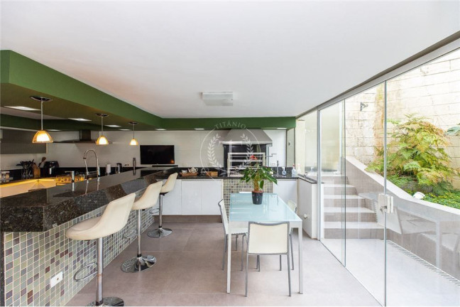 Imagem Casa com 3 Quartos à Venda, 600 m² em Jardim Marajoara - São Paulo Imagem Casa com 3 Quartos à Venda, 600 m² em Jardim Marajoara - São Paulo