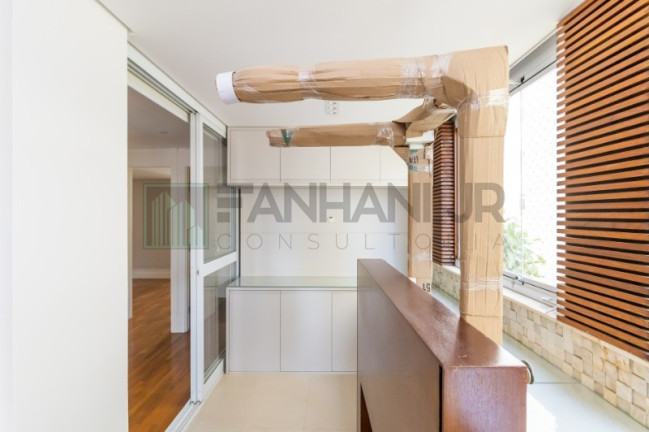 Imagem Imóvel com 3 Quartos à Venda, 184 m² em Cerqueira César - São Paulo Imagem Imóvel com 3 Quartos à Venda, 184 m² em Cerqueira César - São Paulo