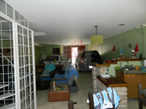 Imagem Casa com 4 Quartos à Venda, 400 m² em São João - Porto Alegre Imagem Casa com 4 Quartos à Venda, 400 m² em São João - Porto Alegre