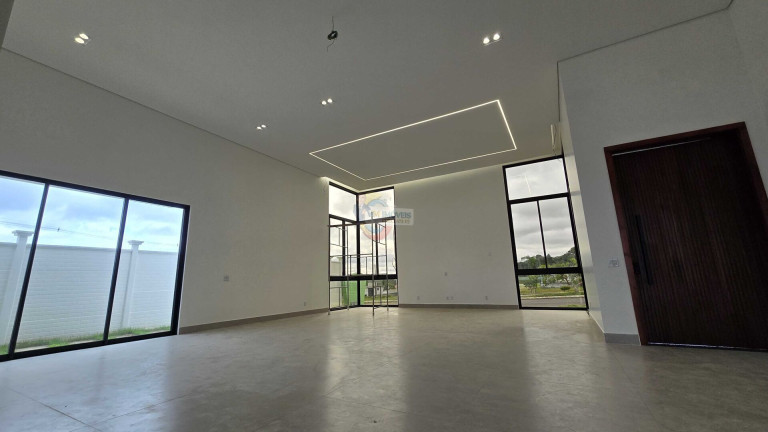 Imagem Casa com 4 Quartos à Venda, 510 m² em Tarumã - Manaus Imagem Casa com 4 Quartos à Venda, 510 m² em Tarumã - Manaus