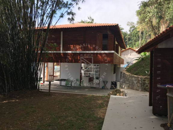 Imagem Casa com 5 Quartos à Venda, 340 m² em Centro - Angra Dos Reis Imagem Casa com 5 Quartos à Venda, 340 m² em Centro - Angra Dos Reis