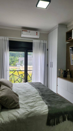Imagem Casa com 4 Quartos à Venda, 500 m² em San Fernando Valley - Atibaia Imagem Casa com 4 Quartos à Venda, 500 m² em San Fernando Valley - Atibaia