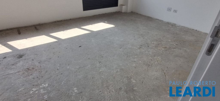 Imagem Sala Comercial à Venda, 36 m² em Vila Assunção - Santo André Imagem Sala Comercial à Venda, 36 m² em Vila Assunção - Santo André