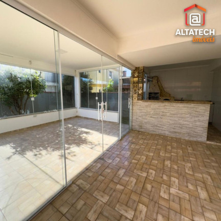 Imagem Casa com 3 Quartos à Venda, 250 m² em Jardim Das Hortênsias - Poços De Caldas Imagem Casa com 3 Quartos à Venda, 250 m² em Jardim Das Hortênsias - Poços De Caldas