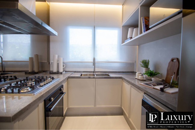 Imagem Apartamento com 3 Quartos à Venda,  em Moema - São Paulo