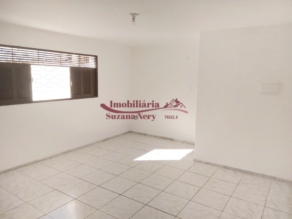 Imagem Casa com 3 Quartos à Venda, em Barro Vermelho - Natal Imagem Casa com 3 Quartos à Venda, em Barro Vermelho - Natal