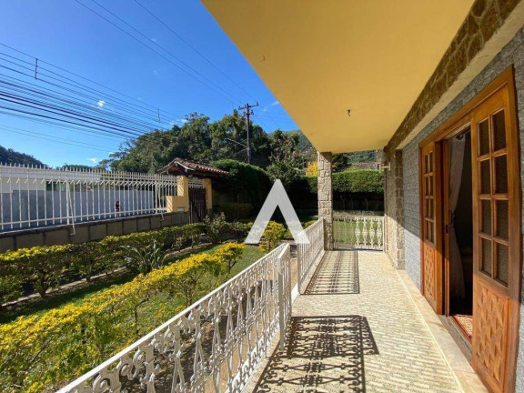 Imagem Casa com 5 Quartos à Venda, 300 m² em Comary - Teresópolis Imagem Casa com 5 Quartos à Venda, 300 m² em Comary - Teresópolis