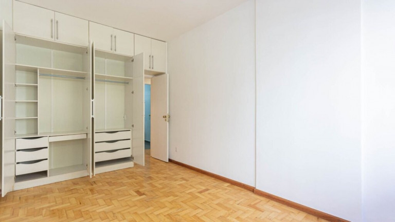 Imagem Imóvel com 3 Quartos à Venda, 128 m² em Copacabana - Rio De Janeiro Imagem Imóvel com 3 Quartos à Venda, 128 m² em Copacabana - Rio De Janeiro