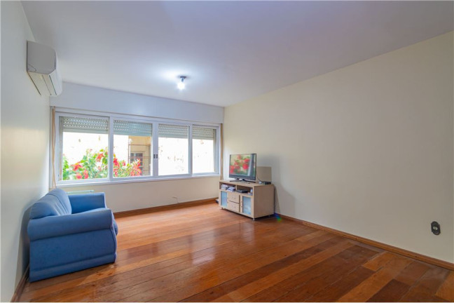 Imagem Apartamento com 3 Quartos à Venda, 104 m² em Auxiliadora - Porto Alegre Imagem Apartamento com 3 Quartos à Venda, 104 m² em Auxiliadora - Porto Alegre