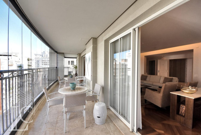 Imagem Apartamento com 4 Quartos à Venda, 367 m² em Cerqueira César - São Paulo Imagem Apartamento com 4 Quartos à Venda, 367 m² em Cerqueira César - São Paulo