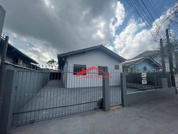 Imagem Casa com 3 Quartos para Alugar, 125 m² em Floresta - Joinville Imagem Casa com 3 Quartos para Alugar, 125 m² em Floresta - Joinville